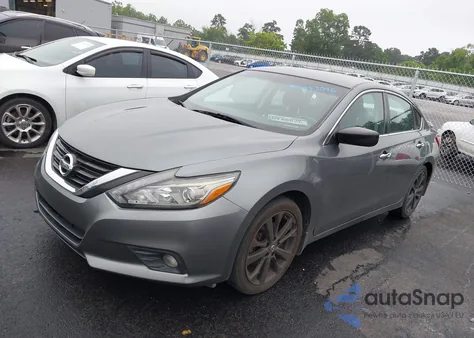 2017 Nissan Altima 2.5 Sr из США, поврежденный, VIN 1N4AL3AP8HC215490